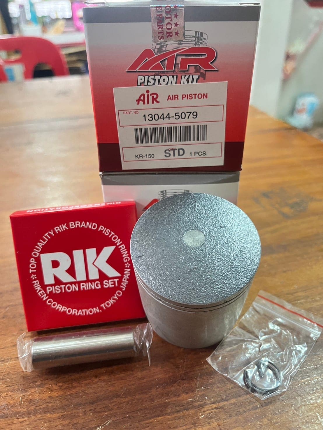 ลูกสูบ AIR Kawasaki KR150 1.00 60.00mm พร้อมสลัก แหวน คลิปล็อก 100 ราคา 219 บาท - Mana Racing Shop