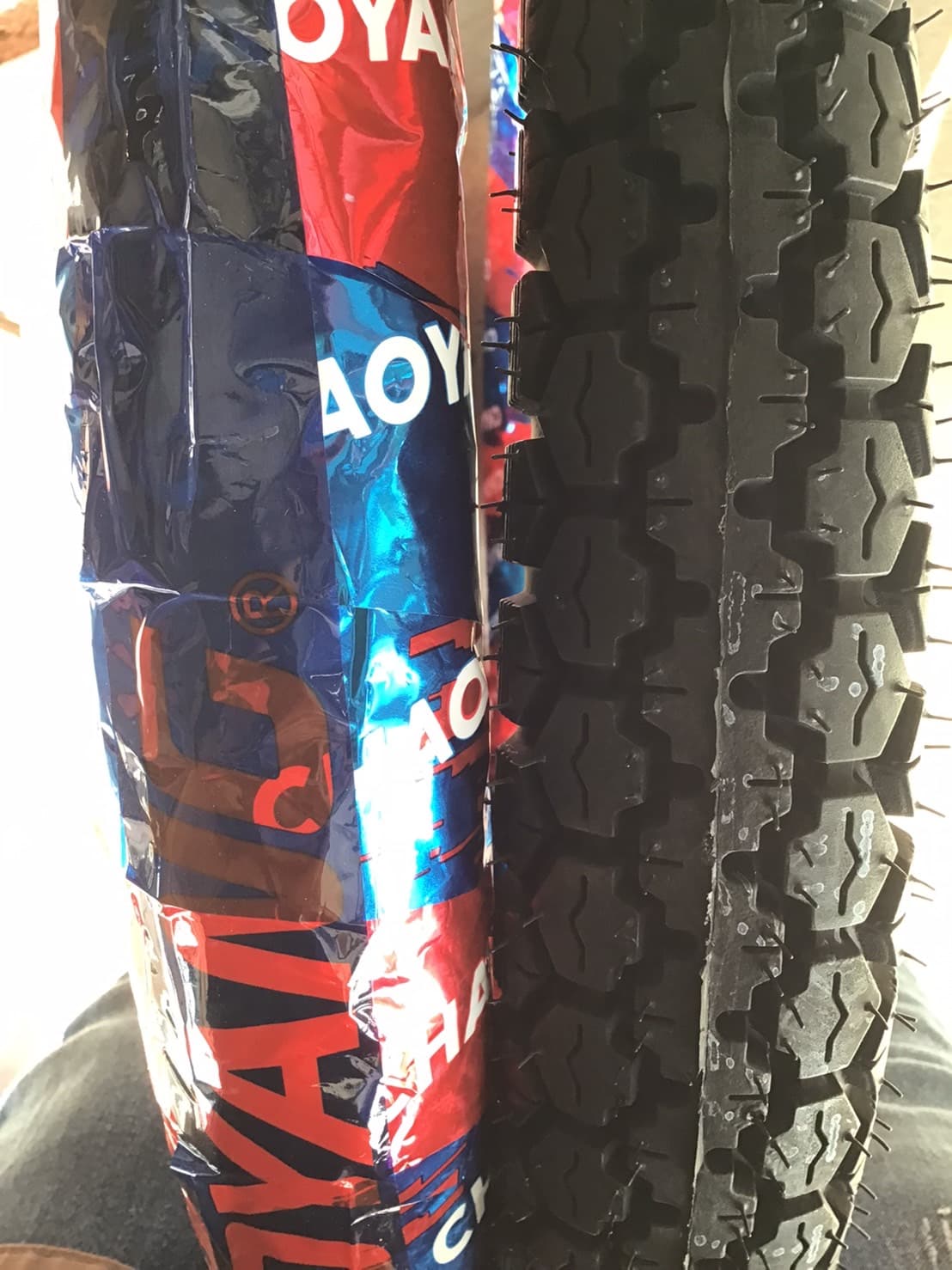 ยางนอก CHAOYANG ลายข้าวโพด 2.50-17 ราคา 250 บาท - Mana Racing Shop